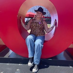 Meet your Posher, Leah